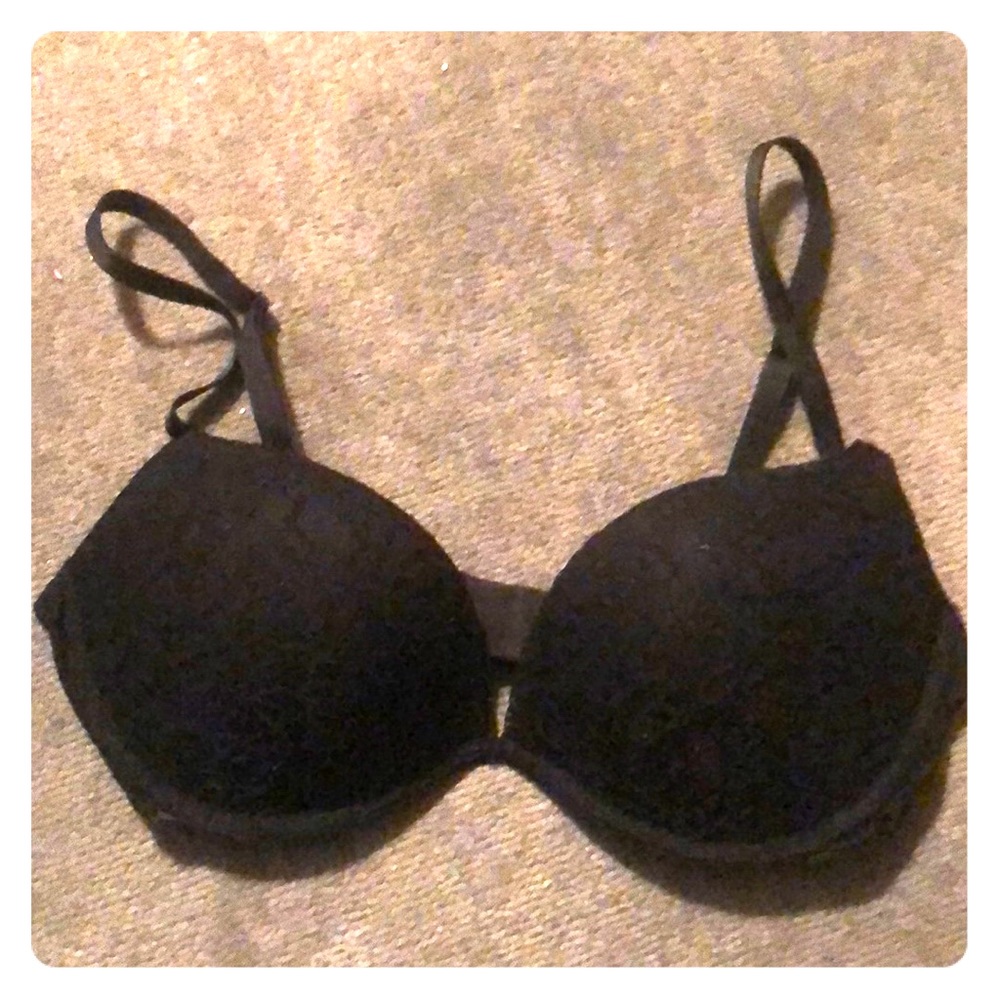 Victoria’s Secret sexy little thing 36D